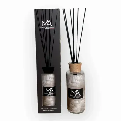 Decorative objects - MUSC BLANC — Stick diffuser - MAT AMANDINE