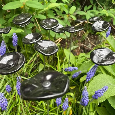 Floral decoration - Small Glass Flower For Outside In Black - CARNEOL GLASS