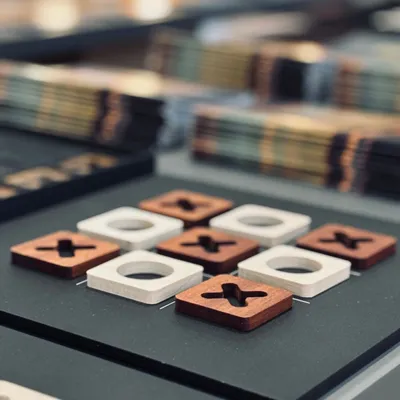 Design objects - Game board - Playset in maple and african mahogany Wood - SHALL WE PLAY A GAME?