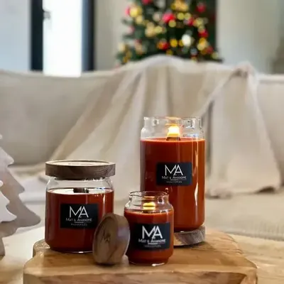Objets de décoration - PAIN D'EPICES - Bougie parfumée (Moyenne Jarre) - MAT AMANDINE
