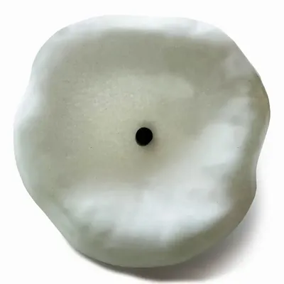 Floral decoration - Medium size funnel shaped glass flower for outdoor use in white colour with 1 meter stainless steel stem - CARNEOL GLASS