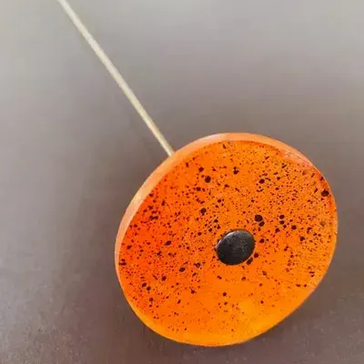 Floral decoration - Round small glass flower for outdoor use in orange, black colour with 43 cm stainless steel stem - CARNEOL GLASS