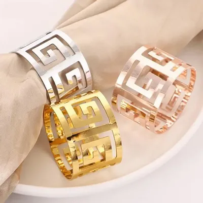Christmas table settings - Napkin ring - Geometric 2 - Silver or Gold - SOSTRAW & SMARTTHINGS