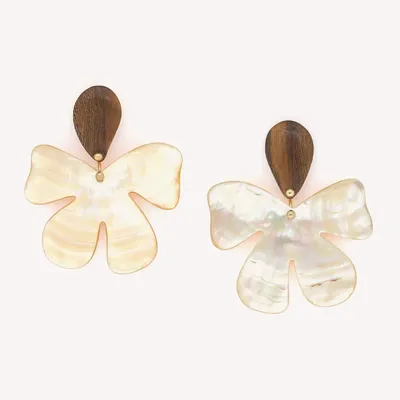 Jewelry - Big post earring with yellow MOP flower - Fioria - NATURE BIJOUX