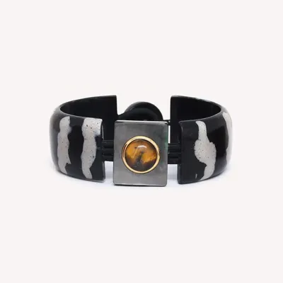 Jewelry - Articulated bracelet with button lock - Zebra - NATURE BIJOUX