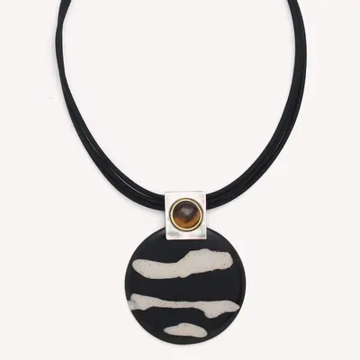 Jewelry - Small round pendant necklace - Zebra - NATURE BIJOUX