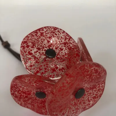 Décorations florales - Petite fleur en verre en Transp. -Rouge sur tige flexible - CARNEOL GLASS