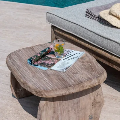 Lawn tables - Side Table Pebble large - GOMMAIRE
