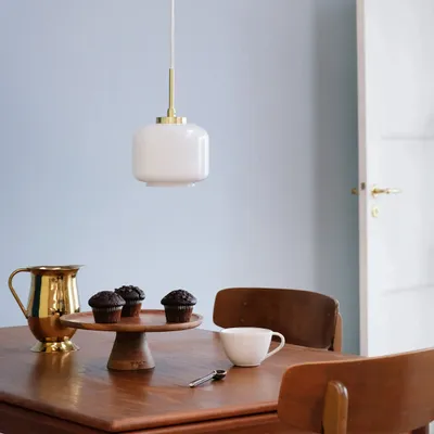 Suspensions - Pendentif Arp D15 en opale/laiton - DYBERG LARSEN