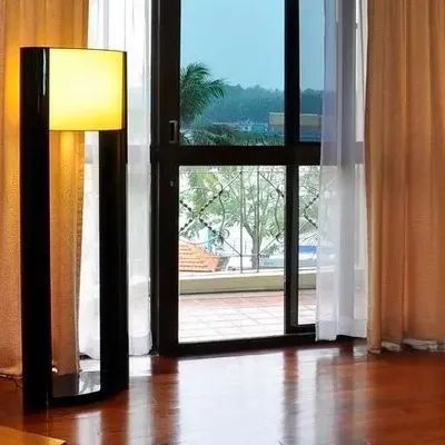Lampadaires - BABYLON - Lampadaire laqué - MAI HOME DECOR PTE LIMITED