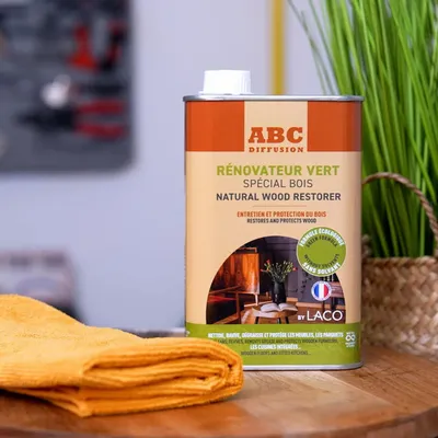Tables de jardin - Rénovateur Vert Spécial Bois – 500 ml – Ravive, nourrit et protège - LACO®