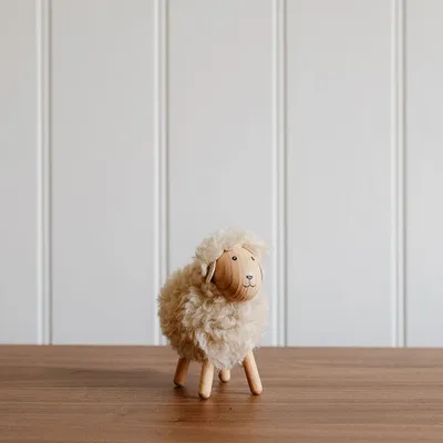 Nativity scenes and santons - Wooden Cream Fluffy Sheep - WE LOVE SEASONS