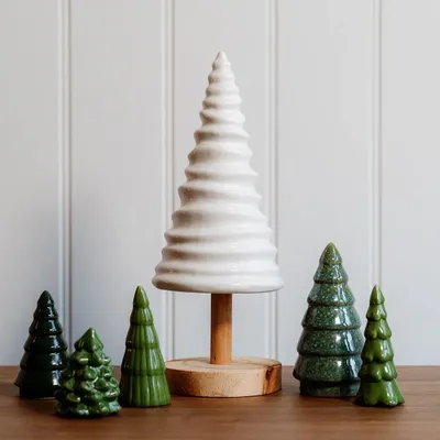 Décorations pour tables de Noël - Scalloped Green Christmas Tree - WE LOVE SEASONS