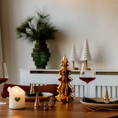 Christmas table settings - Scalloped Gold Christmas Tree - WE LOVE SEASONS