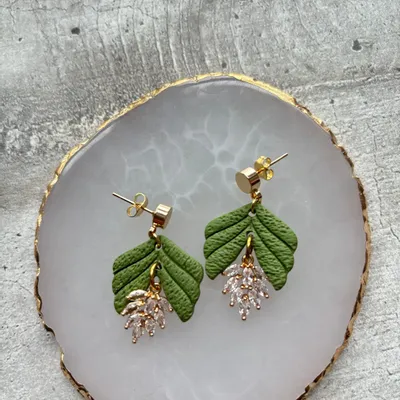 Jewelry - DIANA dangling leaf earrings - LES TRÉSORS DE CIA