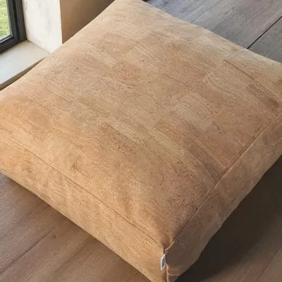 Poufs - Wabi Natura - Collection CorkLux - Coussin de sol et poufs - ARTISAN BY MF