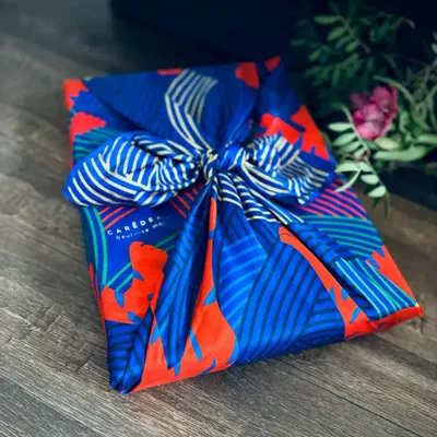 Cadeaux - Emballage Cadeau Réutilisable Satin Luxe – Tigre au Top - CARÉDEAU PAPIER CADEAU RÉUTILISABLE