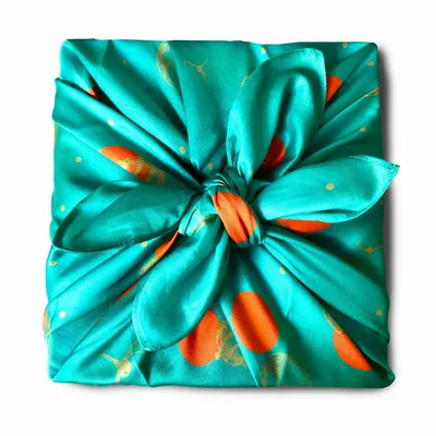 Cadeaux - Emballage Cadeau Réutilisable Satin Luxe – Un Baiser à Minuit - CARÉDEAU PAPIER CADEAU RÉUTILISABLE