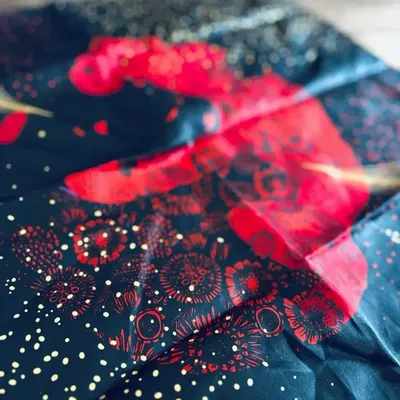 Gifts - Reusable Gift Wrap Satin Luxe – Star of Peace - CARÉDEAU PAPIER CADEAU RÉUTILISABLE