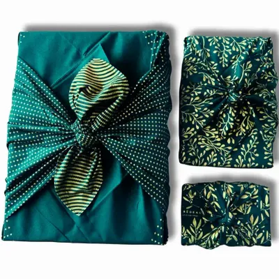 Cadeaux - Pack Famille Furoshiki – Beauté Vert Sapin - CARÉDEAU PAPIER CADEAU RÉUTILISABLE