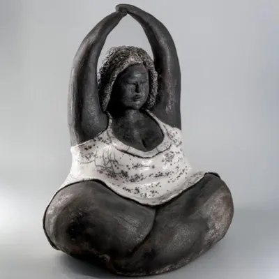 Decorative objects - Serenity of a Woman - YUFTEN