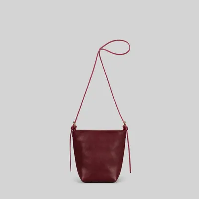 Bags and totes - Dino - Small leather crossbody bag in Grainy Merlot - MIMI BERRY