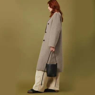 Sacs et cabas - Dino - Petit sac à bandoulière en cuir noir grainé - MIMI BERRY