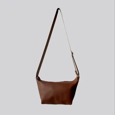 Sacs et cabas - A5 - Sac à bandoulière en cuir brun clair avec bandoulière en nylon - MIMI BERRY