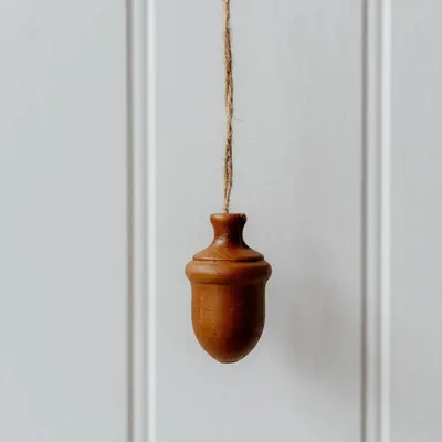 Objets de décoration - Gland suspendu en bois - WE LOVE SEASONS