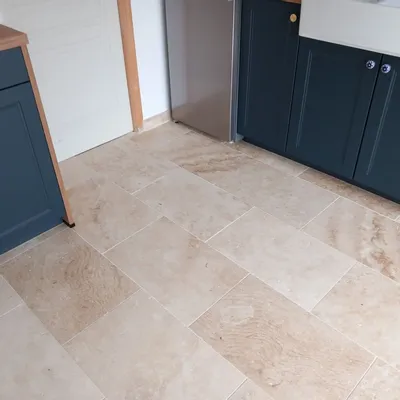 Revêtements sols intérieurs - Carrelage en travertin premier choix light -  (Vendu au m²) - LIGERIO