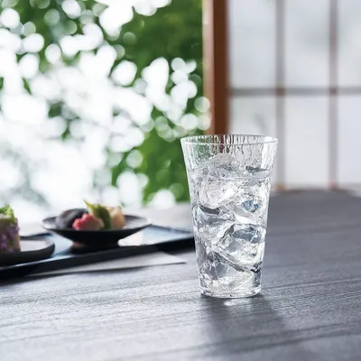 Verres - Thin, full surface toughened and textured "USUYO" glass - TOYO-SASAKI GLASS