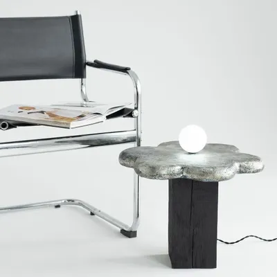 Tables basses - Kvit — Table basse sculpturale avec éclairage intégré - PLETOSTUDIO