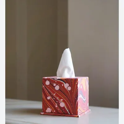 Decorative objects - MARBLED TISSUE BOX FIRE WHIRL - RED - CRAFT BOAT