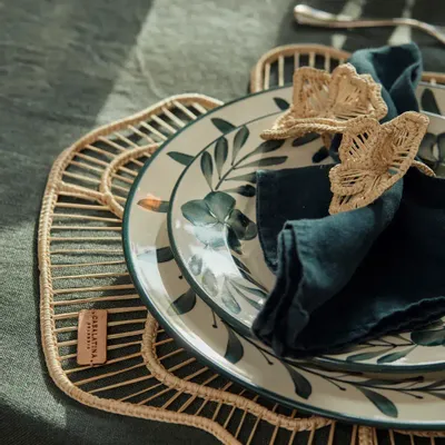 Assiettes de réception - Gamme Carmen - CASA LATINA IMPORTS LTD