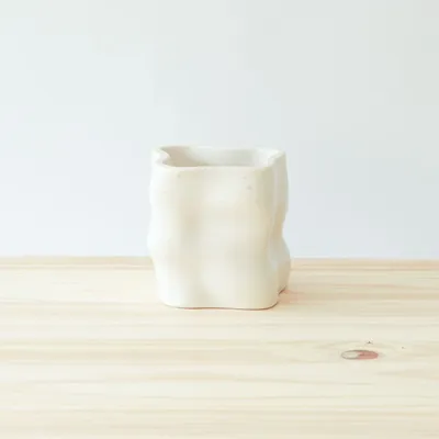 Design objects - White Pitchoun pot - MEEMO STUDIO