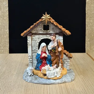 Autres décorations de Noël - Scène de la Nativité – Figurine Compacte avec Étable - BLUE STAR B.V.