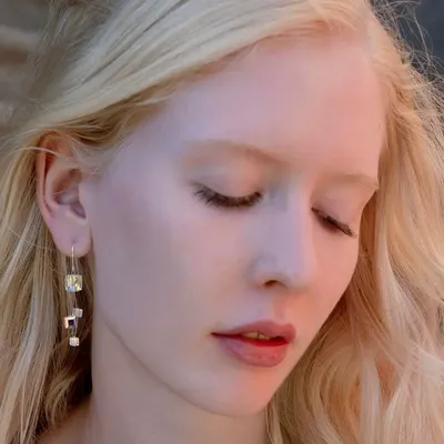 Jewelry - CUBE earrings - MIRAVIDI