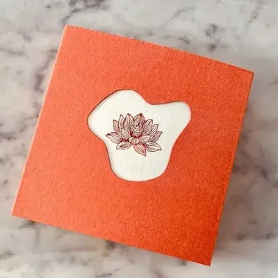 Gifts - Lotus Eclosion box - YÜSSÉE