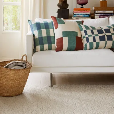 Fabric cushions - Linen Cushions - Avi - CHHATWAL & JONSSON