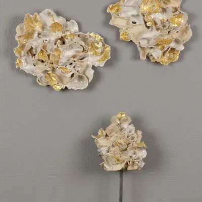 Decorative objects - Golden Light Wall Installation - CLP CERAMIQUE