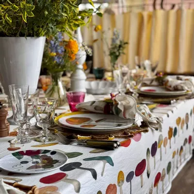Table cloths - John Derian Collaborations - Linen Tablecloths & Napkins - SUMMERILL AND BISHOP