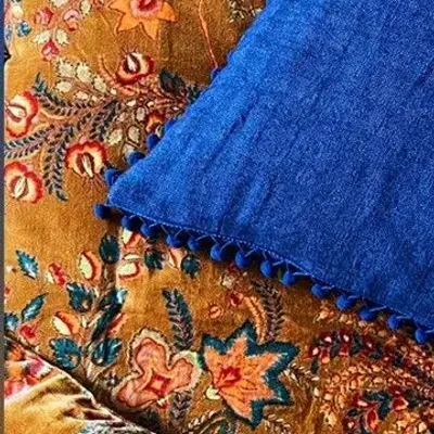 Plaids - AWESOME HOME- Sofa Bed Velours Winter Joy & Coussins assortis - AWESOME HOME