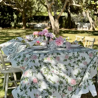 Table cloths - TRAILING PEONY Linen Tablecloth & Napkins - SUMMERILL AND BISHOP