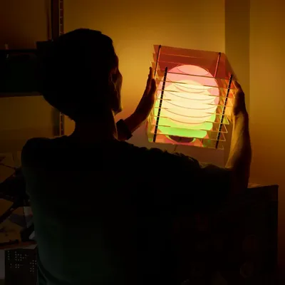 Lampes à poser - Lampe LOP grand carré en acrylique onirique - BANG