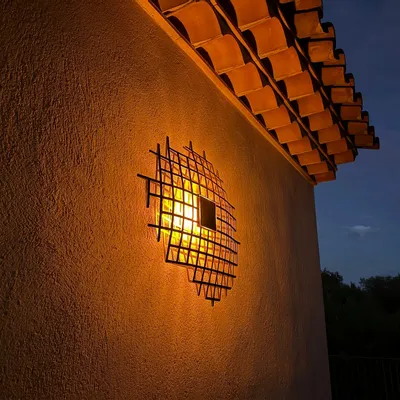 Outdoor wall lamps - YXY solar wall lamp - LYX LUMINAIRES