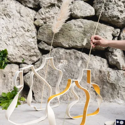 Ceramic - \" Vases without water\” - sculppural shape - CAROLINE CUTAIA