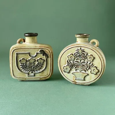 Vases - Vase with a grip type: square/round - カシワクラフト