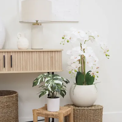 Décorations florales - Orchidée artificielle en pot blanc - LIGNE DÉCO
