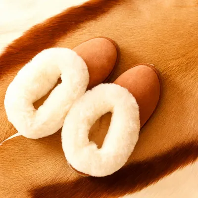 Shoes - Sheepskin slippers - DGRANDIOSE ARTICLES EN MOUTON