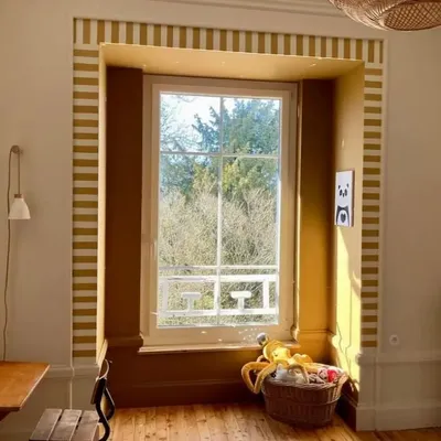 Papiers peints - Frise Cabine de plage - Ocre & blanc - BILBOQUET DÉCO